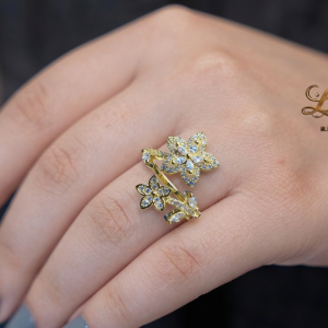 Blooming DC Flower  Ring