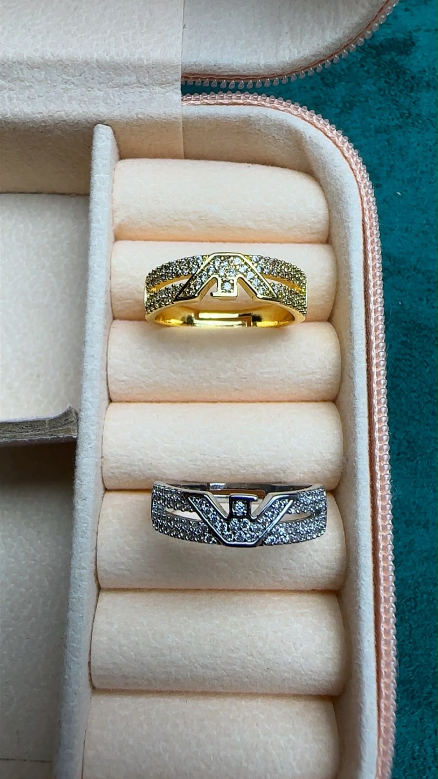 Crown Diamond-Cut Ring - Image 2