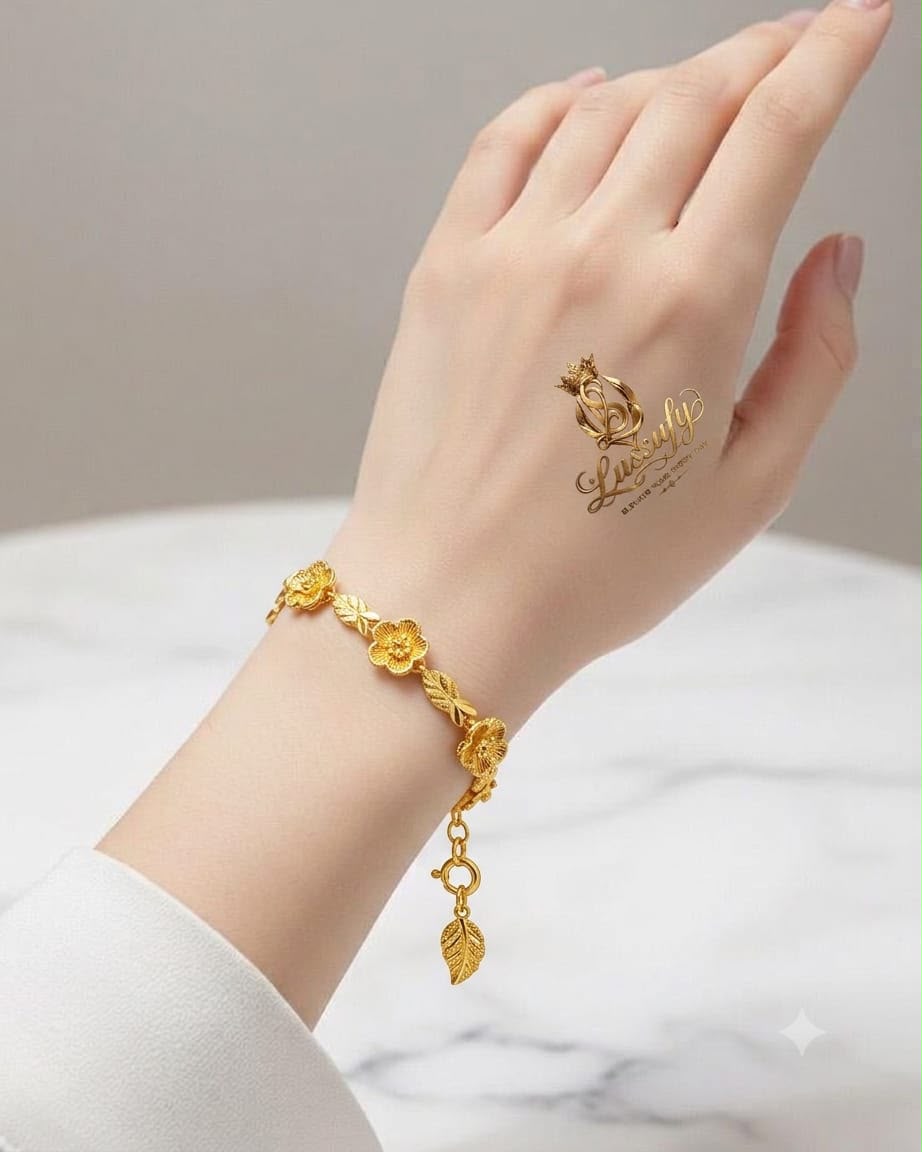 Lussufy Signature Gold Plated Bloom Bracelet
